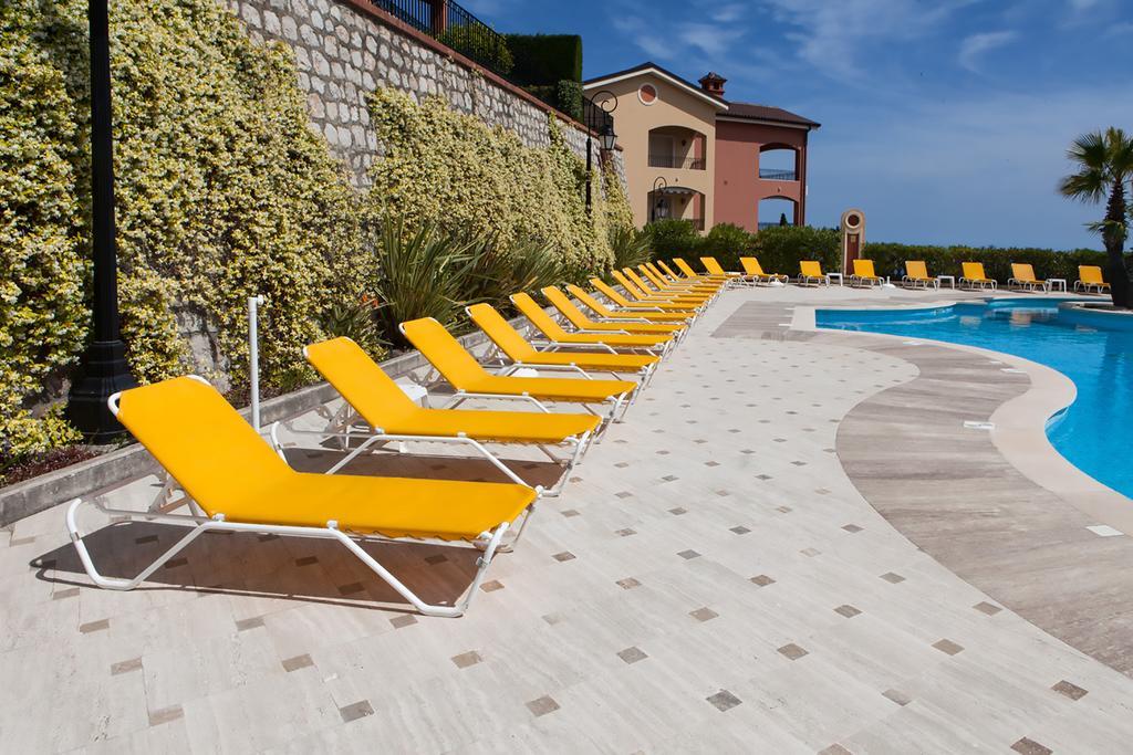 Sunny Panoramic Balcony Apartment Èze Екстериор снимка